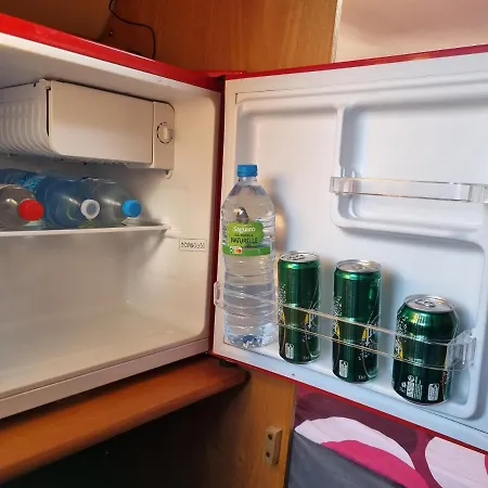 Voilier Au Soleil Levant Botel